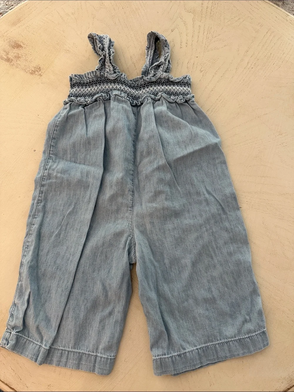 Gap Kids toddler light blue denim chambray smocked one piece jumpsuit sz 2